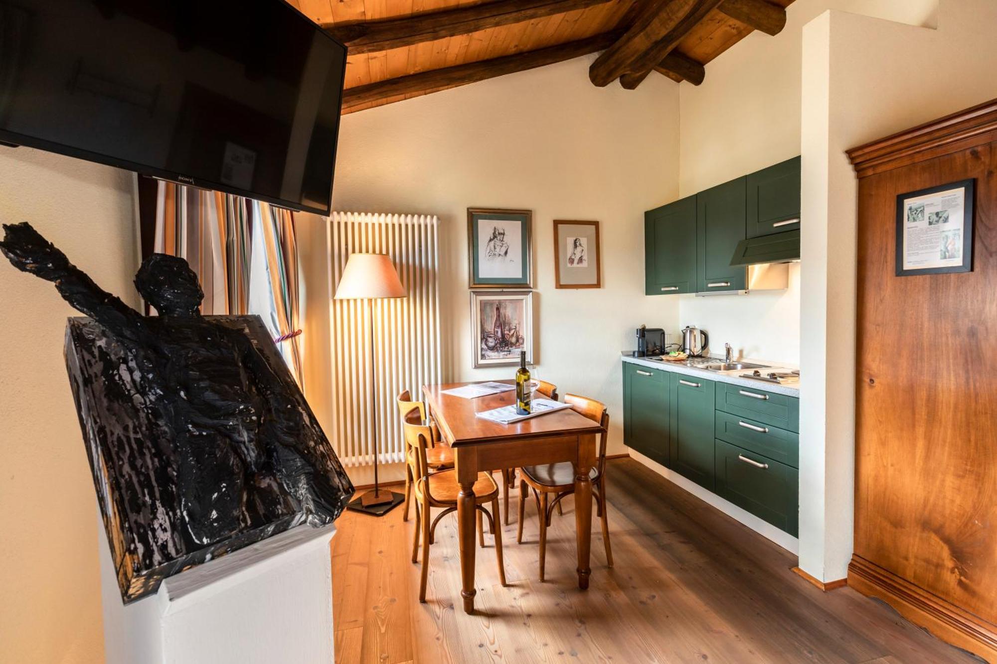 Wine & Art Relais Vallombrosa Castelrotto Szoba fotó